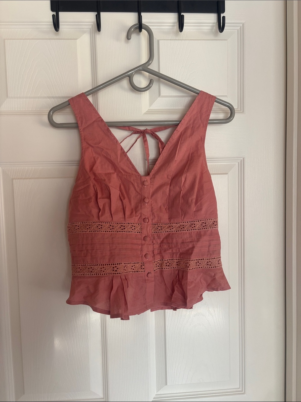 Women’s pink top